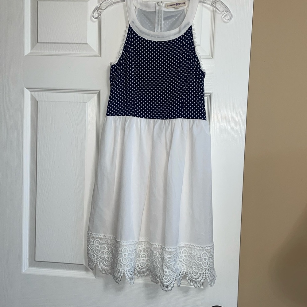Altar’d State girls white & navy dot dress size small